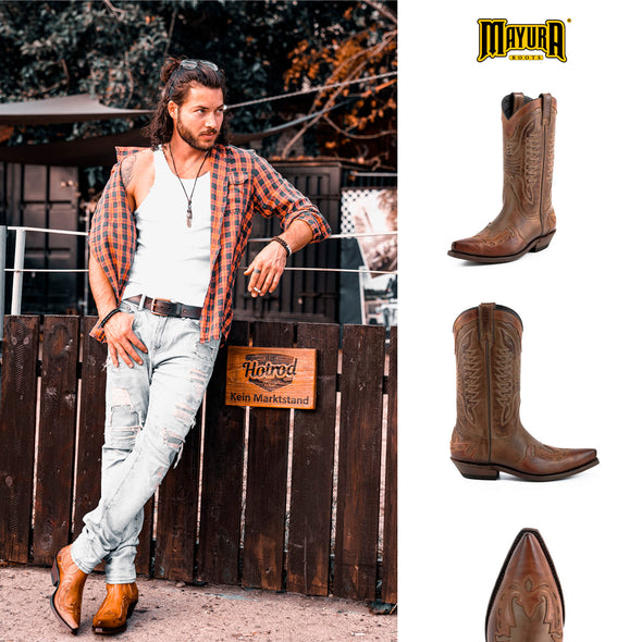 Men's boots and ankle boots in genuine leather or snakeskin with double firing, handmade, cowboy, biker, biker, country, western, urban, fashion style produced according to the latest fashion trends dictated by fashion creators from around the world