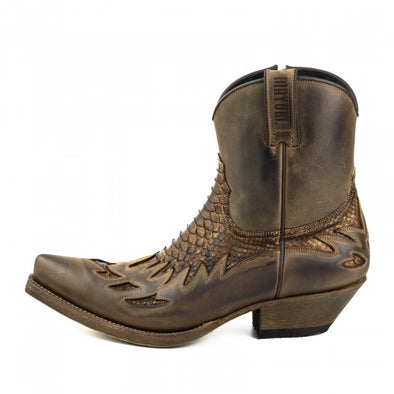Men's Cowboy Boots or Ankle Boots Handcrafted in Exotic Brown